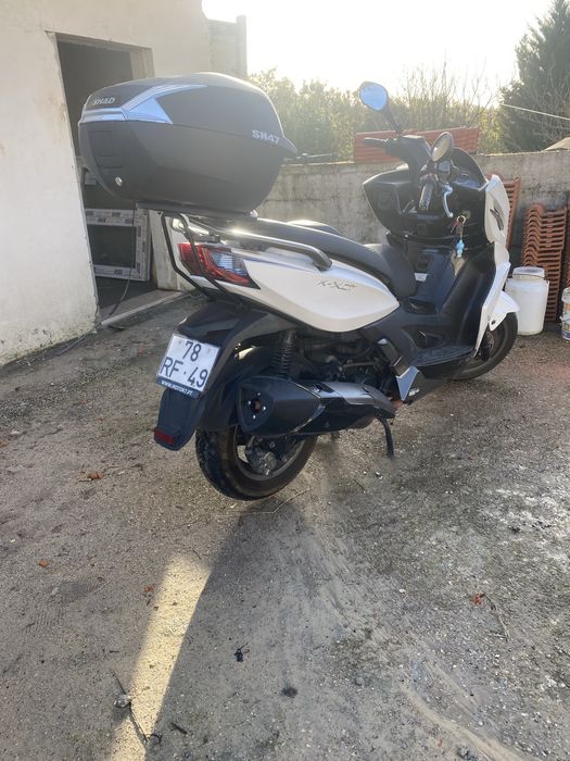Vendo scooter kymco 300