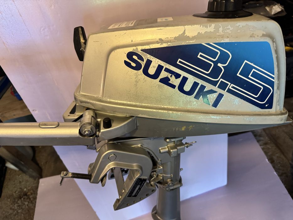 Silnik zaburtowy  Suzuki 3.5 km