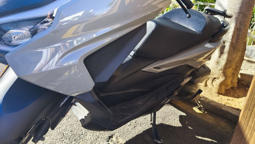 Honda forza 125 de 2023