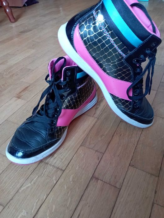 Lacoste кросовки хайтопи шкіряні високі жіночі 37 - 37,5