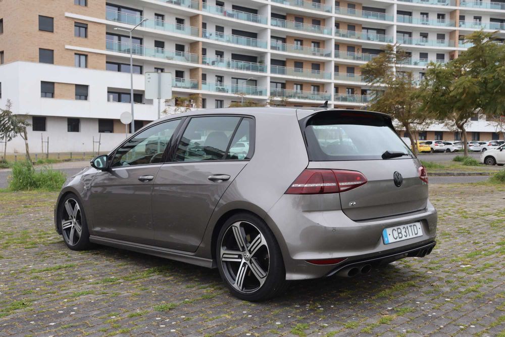 VW Golf 7R 2.0 TSI 300 cv DSG 4 portas — photo 5