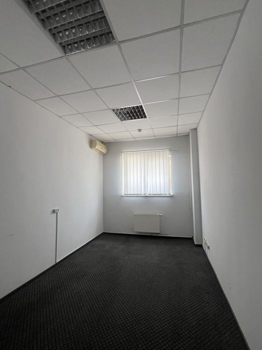 Оренда! офісні приміщення 200 м.кв ! вул.Зелена