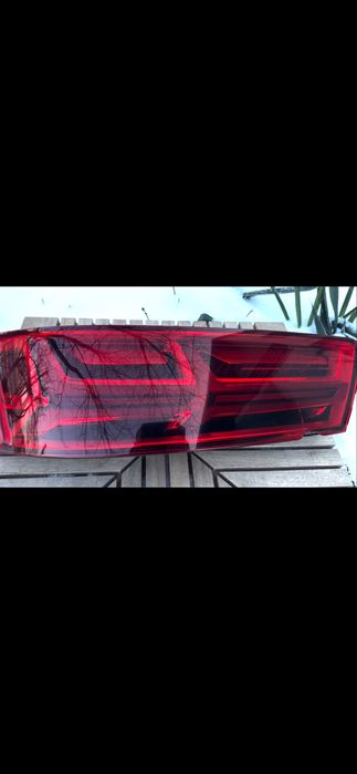 Audi Q7 2018р. 4M0 945 093 L. USA Задній лівий ліхтар  ,  дефект