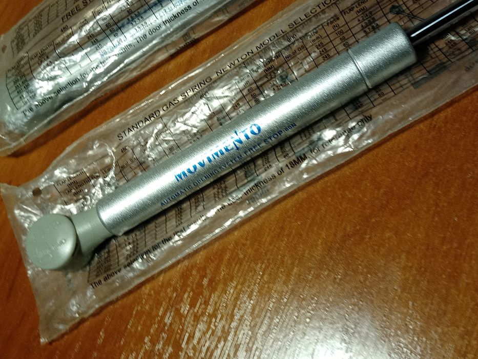 Підйомник газовий 80N, Free Stop, сірий, Movimento