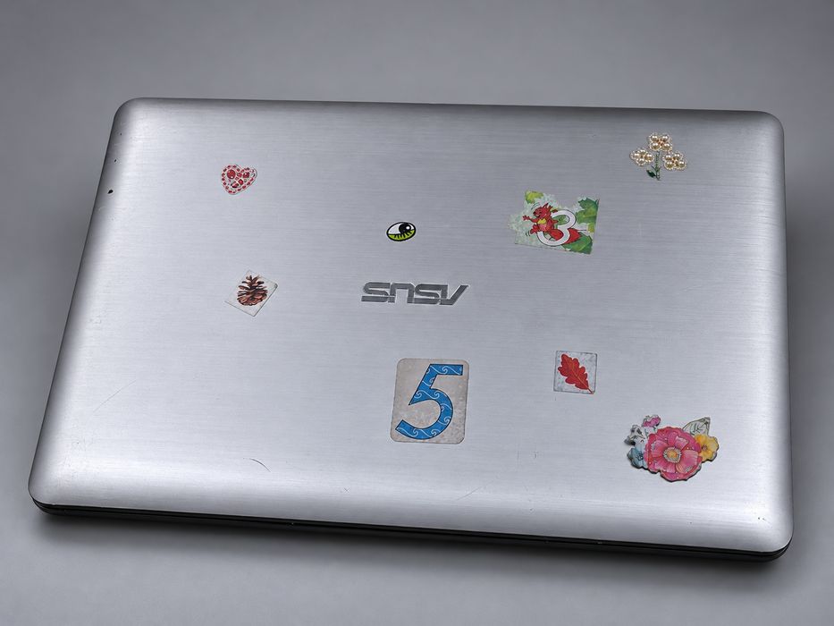 Игровой ноутбук Asus r541x  (Core i5/ 8Gb /SSD / VIDEO 2 GB)