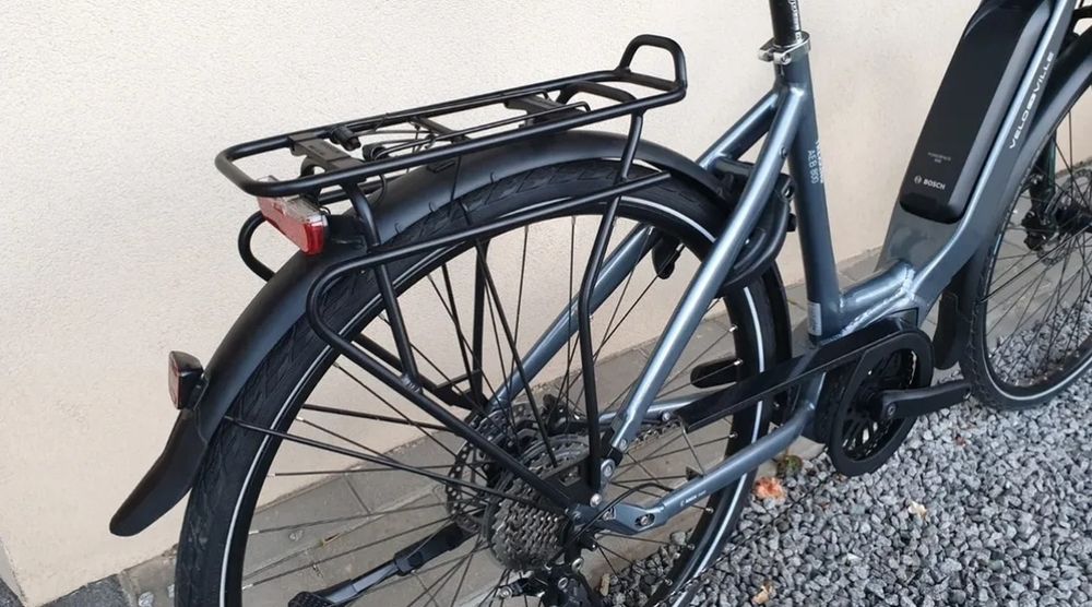 Rower velo de ville aeb 800 bosch