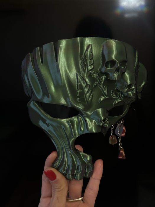 Маска на Хеллоувин