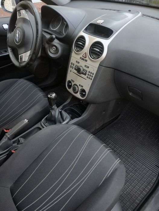Opel Corsa D 2008