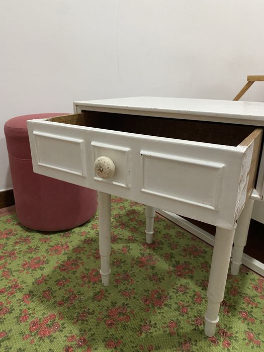 Mesas de cabeçeira vintage