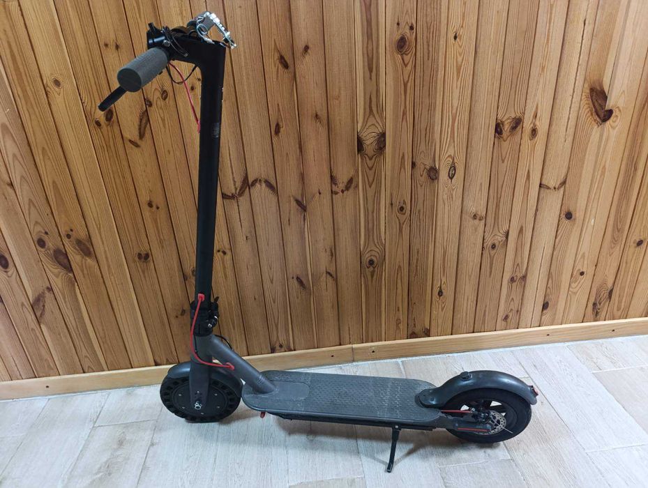 Электросамокат Ксиоми. Нерабочий.
