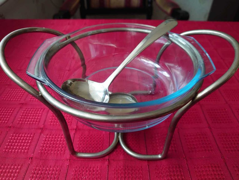 Naczynie żaroodporne, sosjerka z podgrzewaczem. Marinex