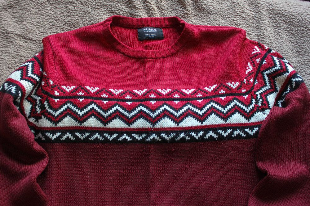 Светр Pull&Bear червоний розмір Л/L