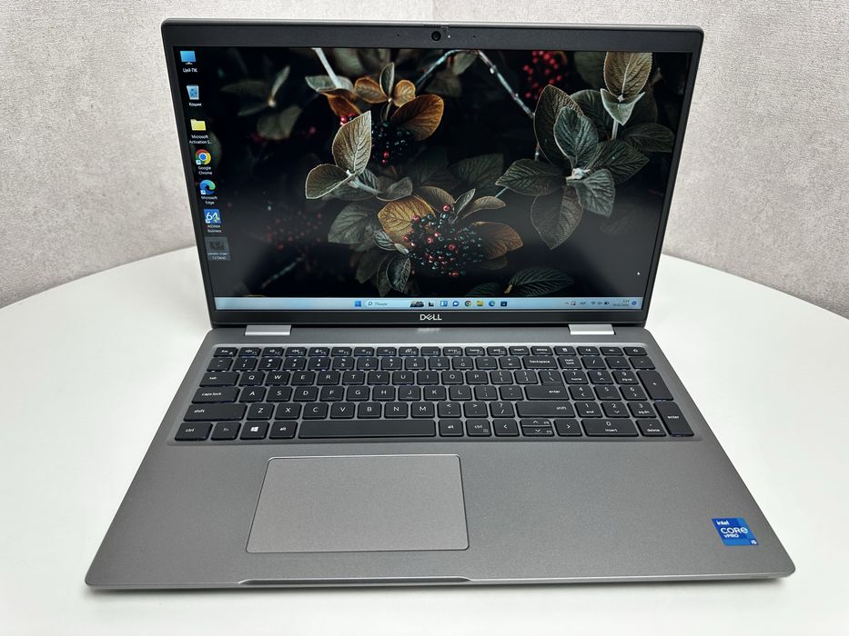 Dell Latitude 5520 FHD IPS  intel i5 1145G7 Ram 8gb Ssd 256 gb nvme