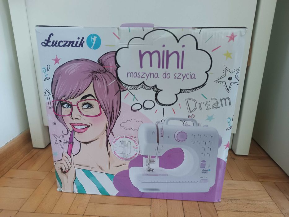 mini maszyna do szycia Łucznik