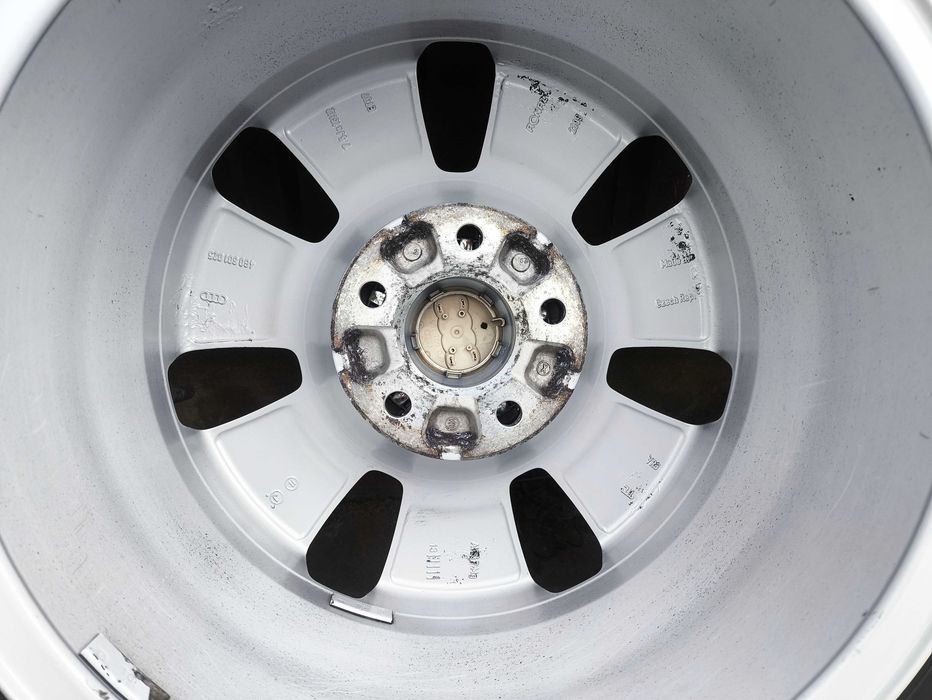 Диски R16 5x112 Audi Skoda VW Seat 4G0601025