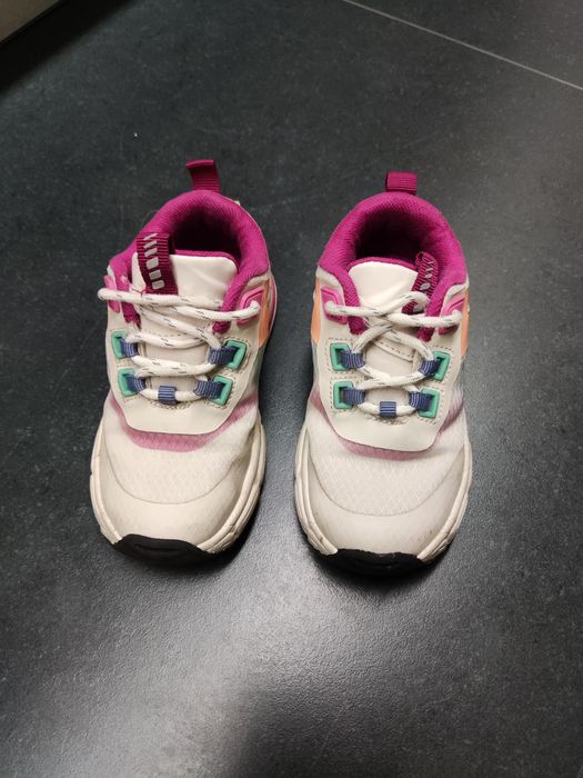 Sapatilhas menina tamanho 23