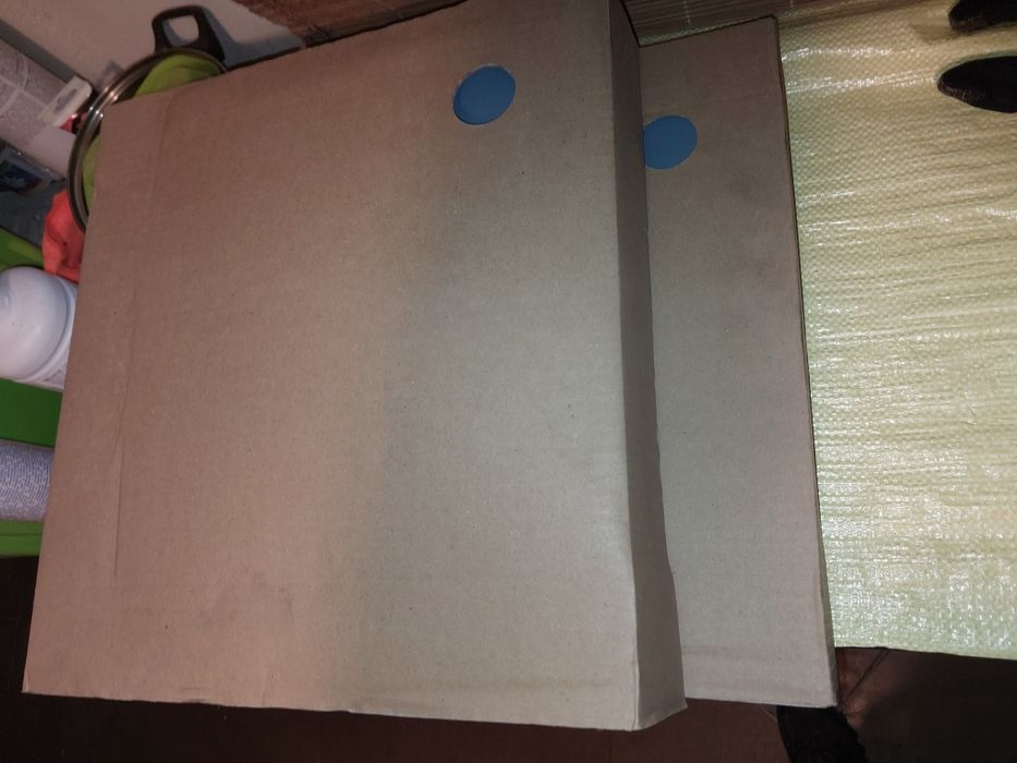 Sprzedam półki VAUJE 35X35 IKEA i półki komorowe 25x25 SPACO czerwone