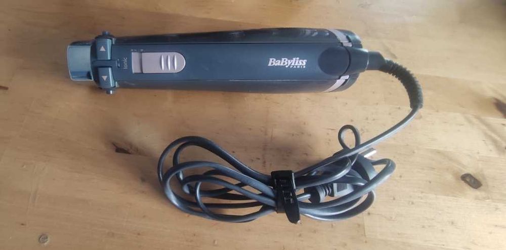 Modelador/secador de cabelo