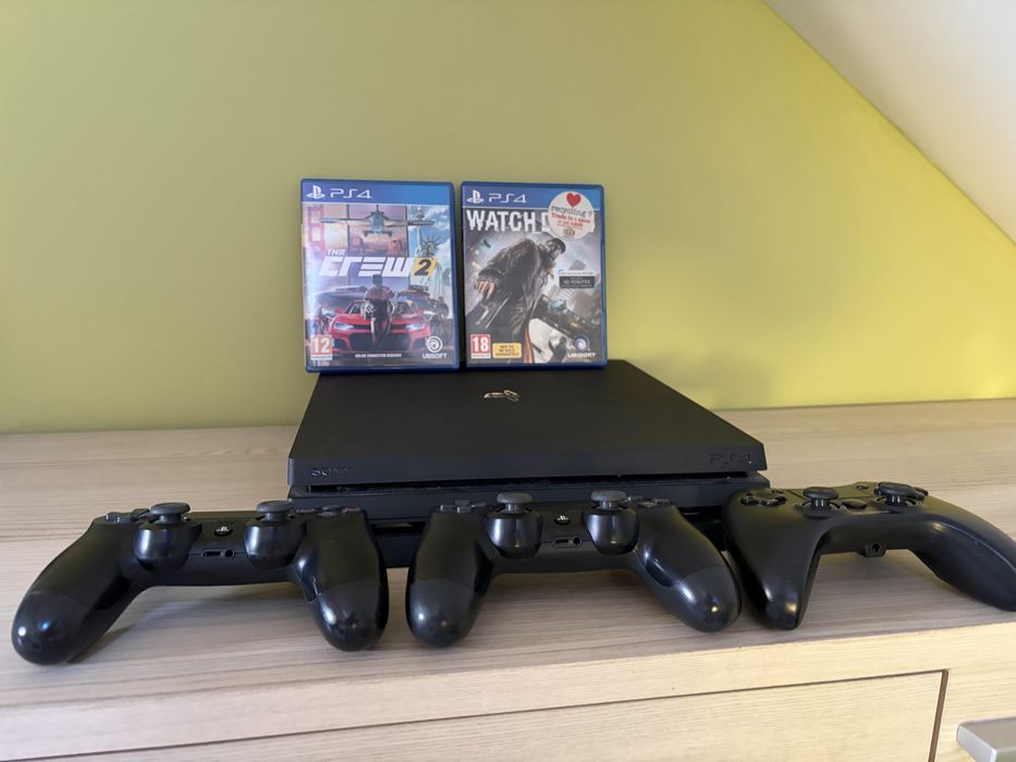 Konsola PS4 Pro
