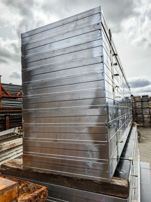 Pilar de Aluminio cofragem