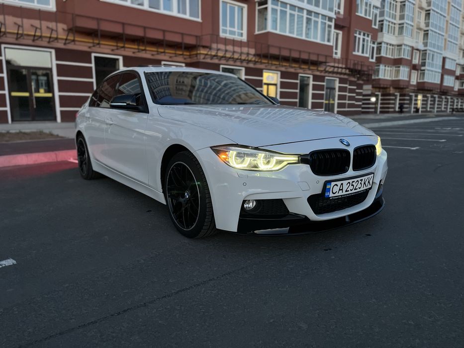 BMW 328i F30 2015 n26