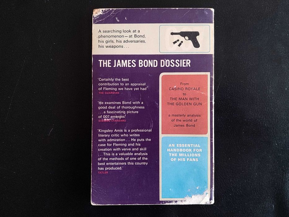The James Bond Dossier (1966); livro sobre o agente 007