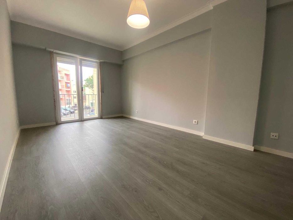 T2 Renovado a Estrear – Quinta do Pinheiro