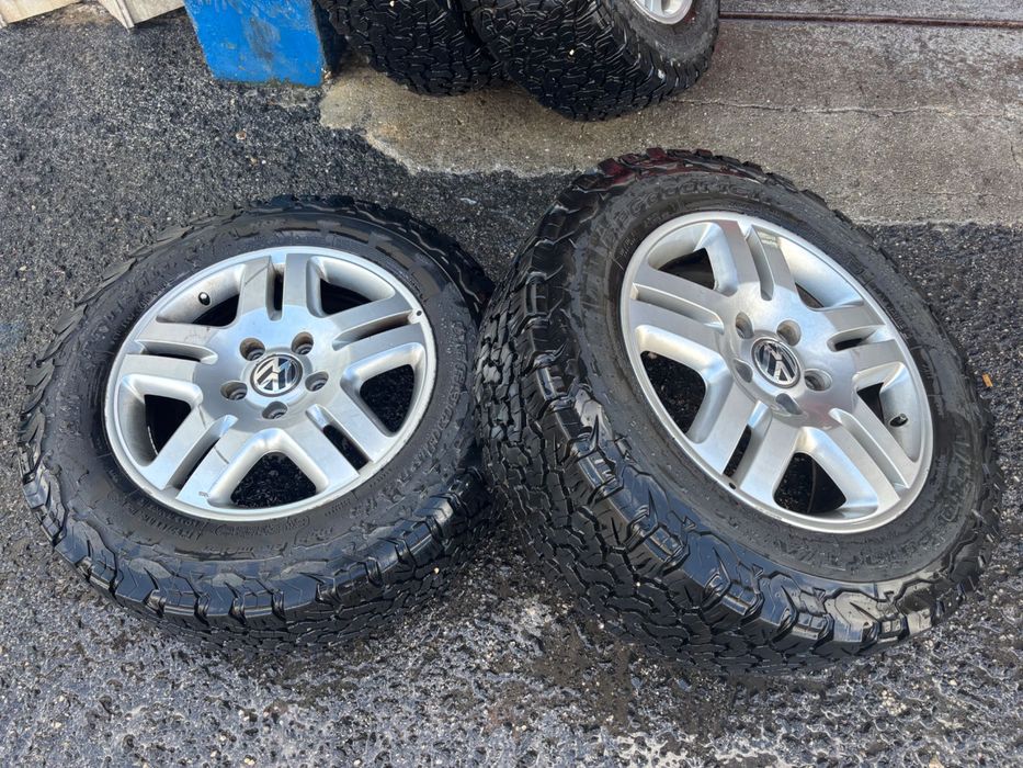 Vendo Pneus e jantes toureg