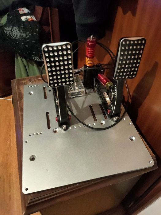 Pedais simagic p2000