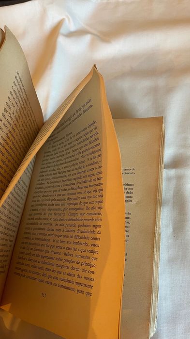 Livro Três Diálogos