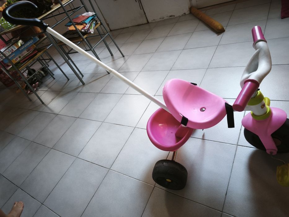 Triciclo evolutivo Smoby menina