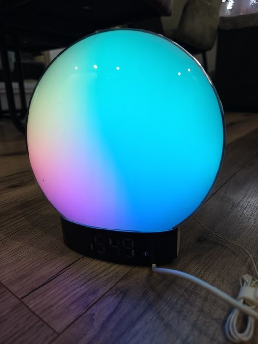 Lampka LED z bluetooth