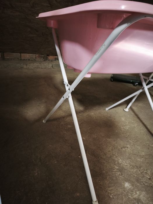 Banheira para bebé com suporte