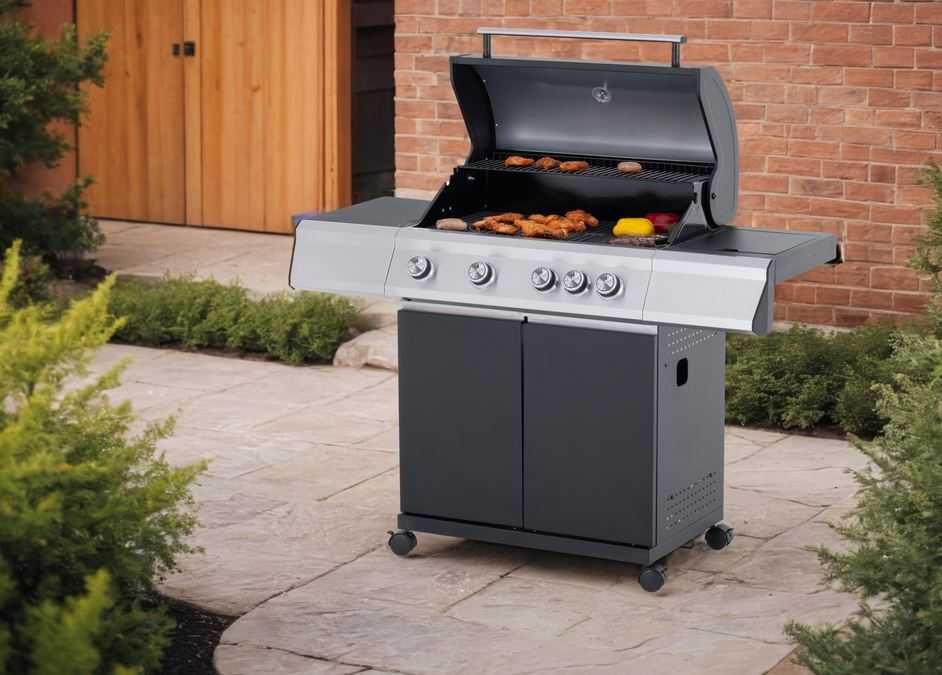Grill gazowy Paxton Tarrington House 4 palniki po 3,5kW+ boczny 3kW