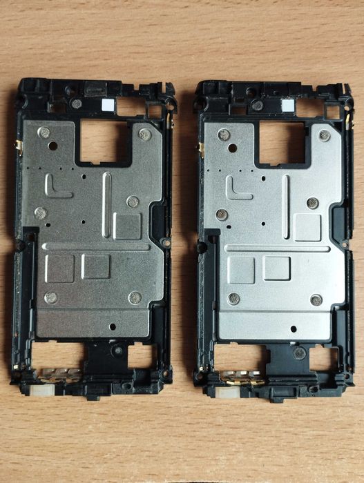 Nokia N8-00 на запчастини