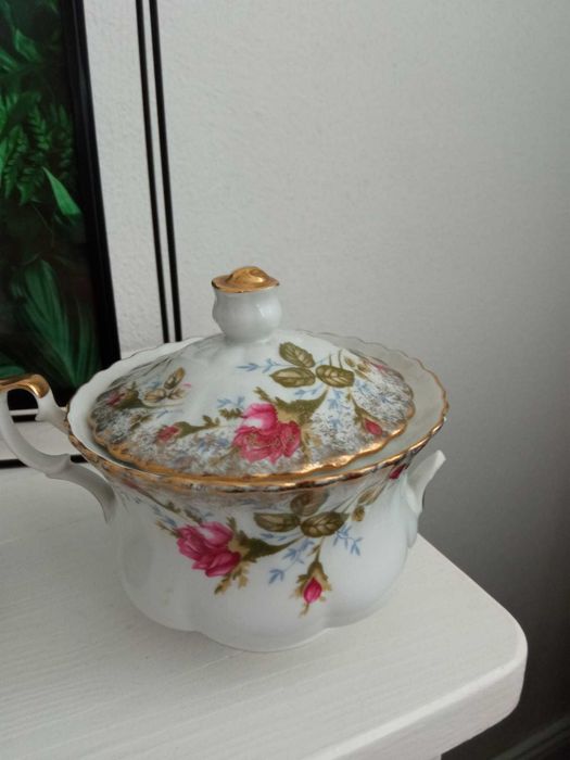Porcelana Chodzież Iwona róża cukierniczka