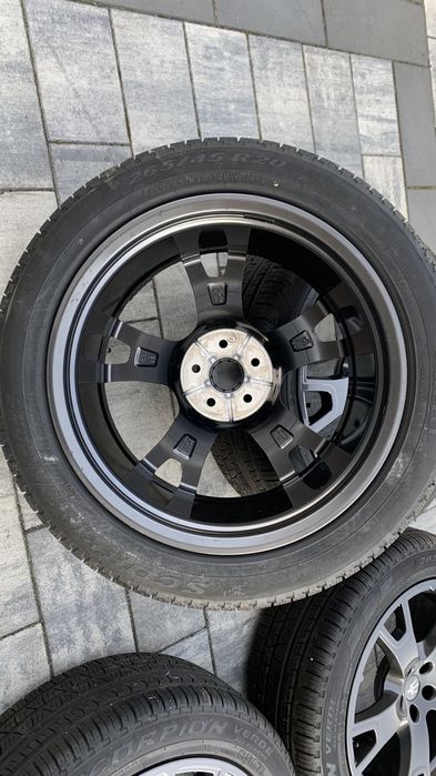 Koła felgi aluminiowe Maserati Levante 5x114,3 20 cali całoroczne