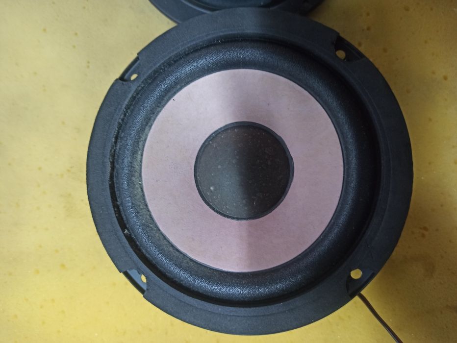 Динаміки Sony...