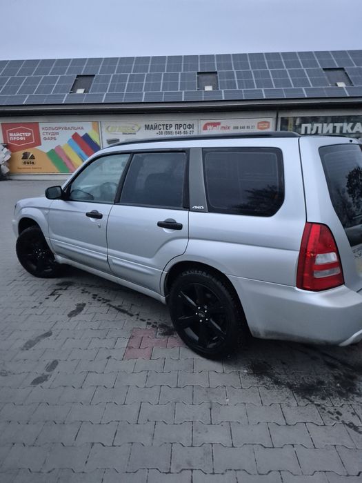 Субару форестер 2004г