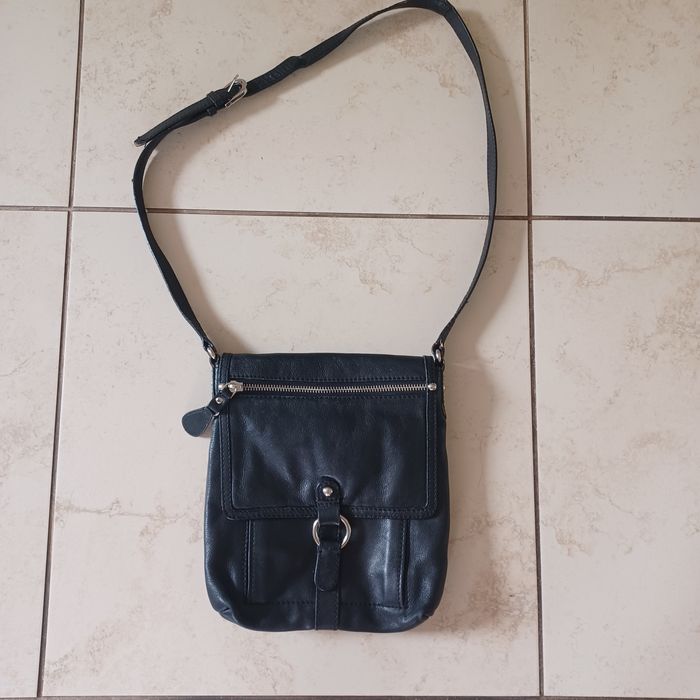Torebka CLARKS dużo kieszeni  23-26 cm.