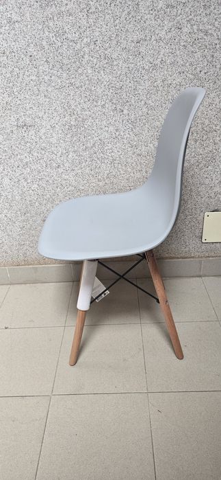 Cadeiras novas - Estilo escandinavo