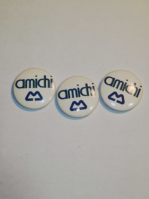 Vendo pins de lapela e outros pins vintage desde 5 euros