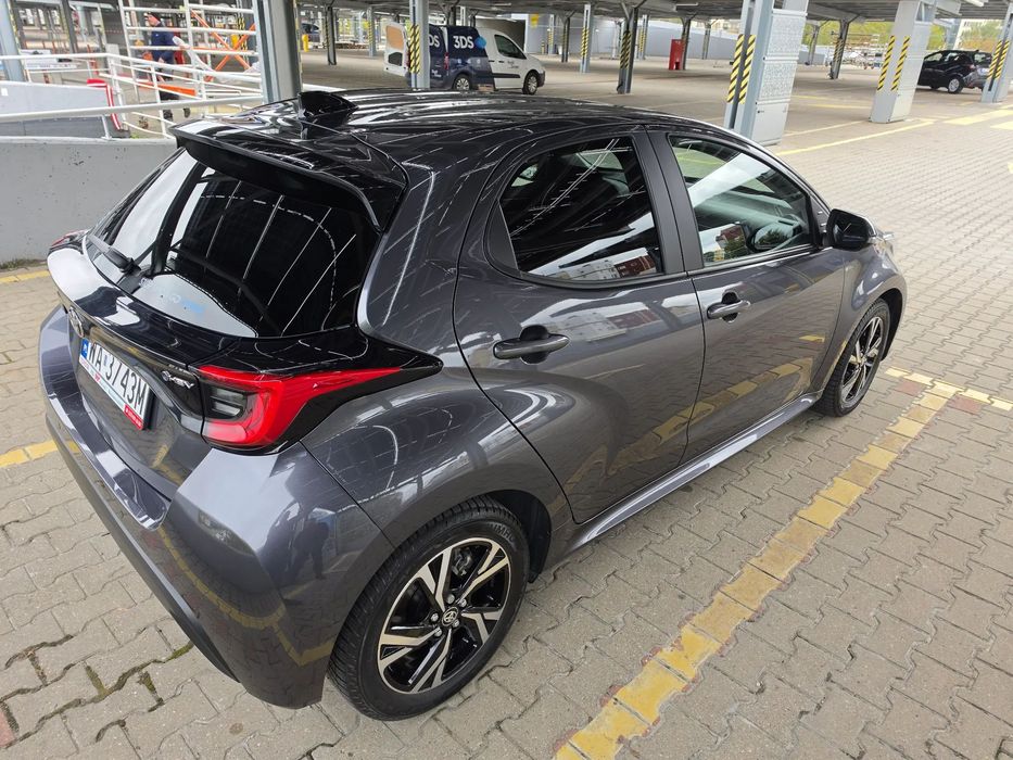 Toyota Yaris Yaris Style 1.5 Hybryda 116 KM, Salon Polska, Bezwypadkowy, zadbany
