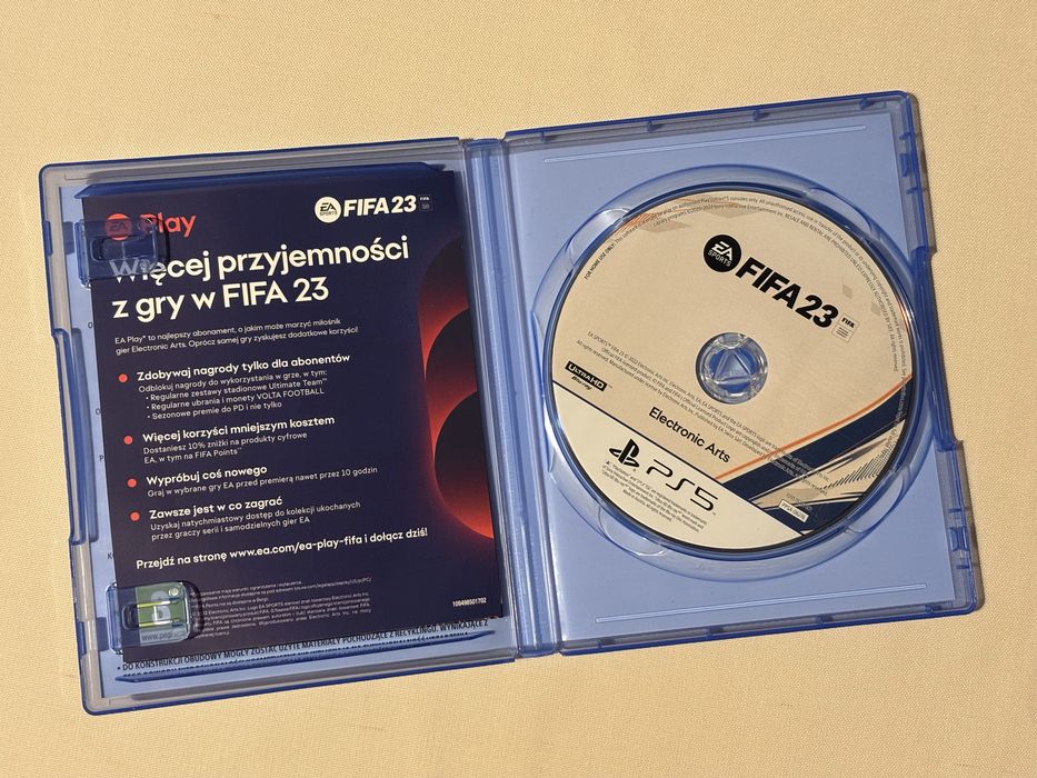 FIFA 23 PS5 PL  stan bardzo dobry