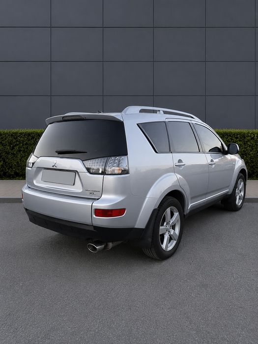 Продаю Mitsubishi Outlander 2008.