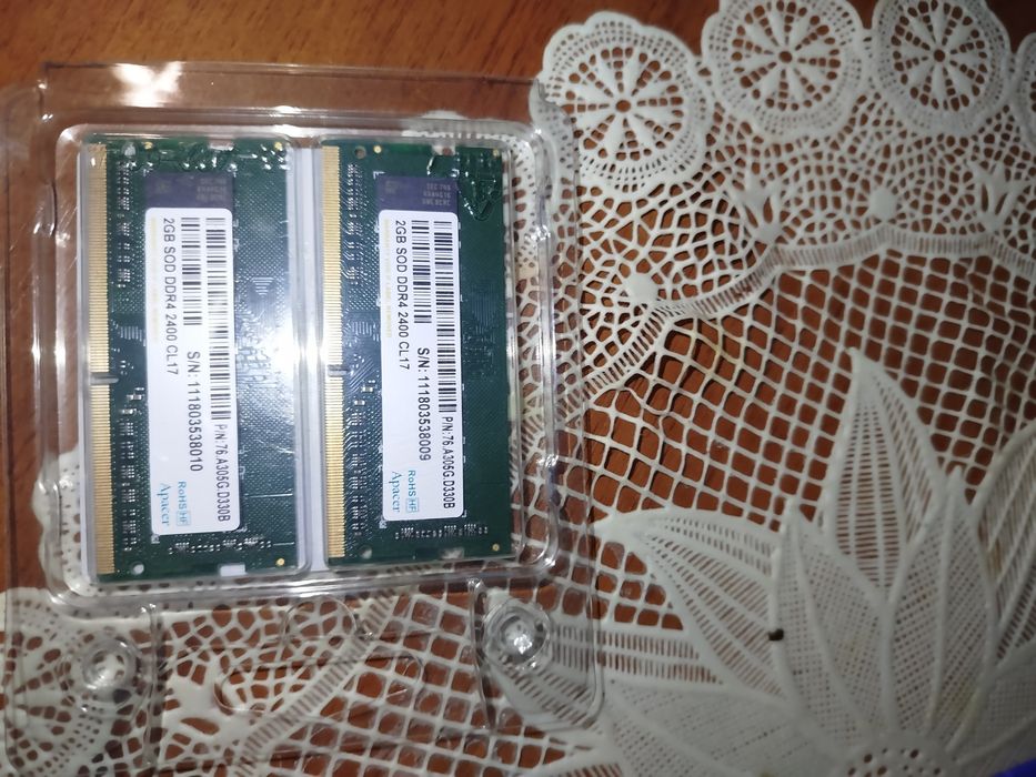 продам рабочие ОЗУ Apacer DDR4 2400 CL17 SODIMM.