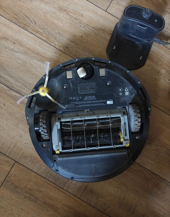 Robot odkurzacz Roomba 695