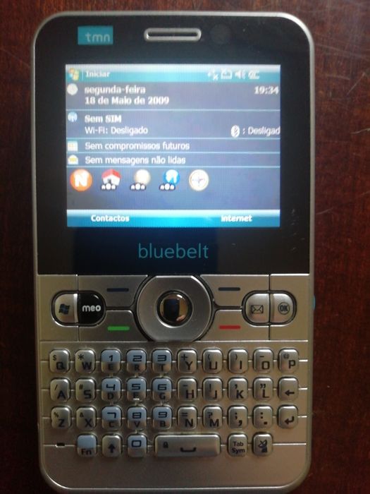 Telemóvel colecção bluebelt c windows phone.