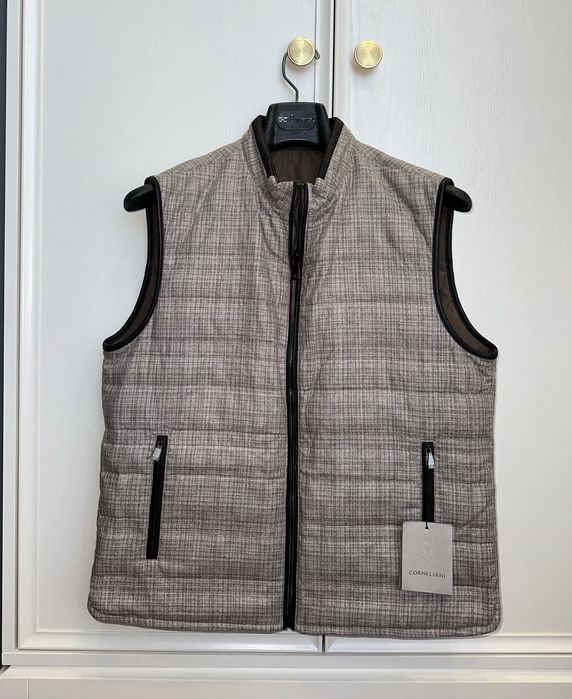Двусторонняя жилетка из шелка Corneliani
