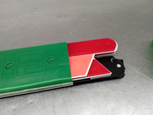 Triângulo de sinalização SKODA Rapid Spaceback (NH1)